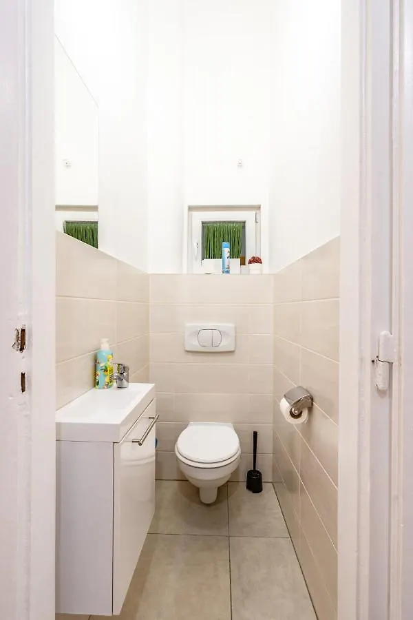 Spacious Premium Two-Room Apartment By Buda Castle Будапешт 0*,