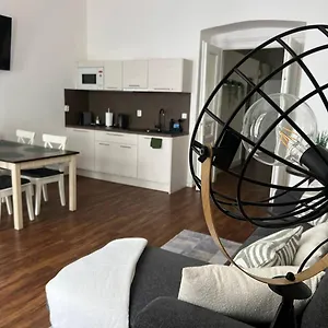 https://lovely-prague-havanska.praguehotelsweb.com